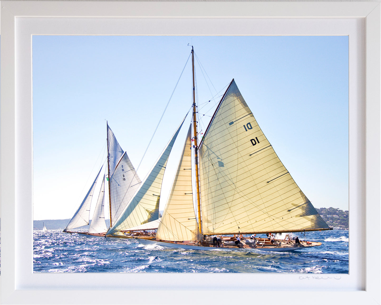 - Les Voiles